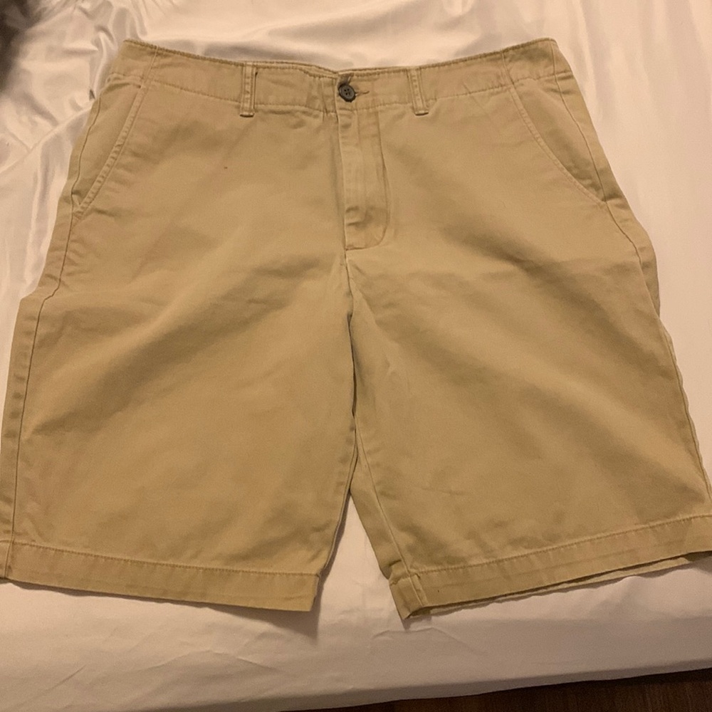 Old navy khaki shorts